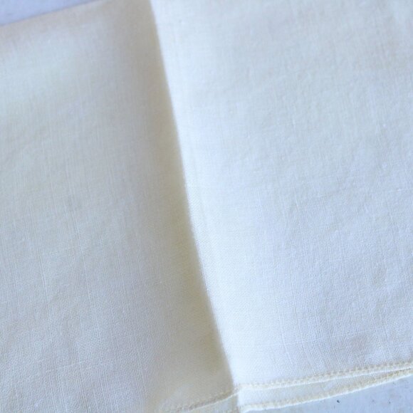 Vintage 1960s Handkerchief, Yellow Linen Hankie - Picture 8 of 10